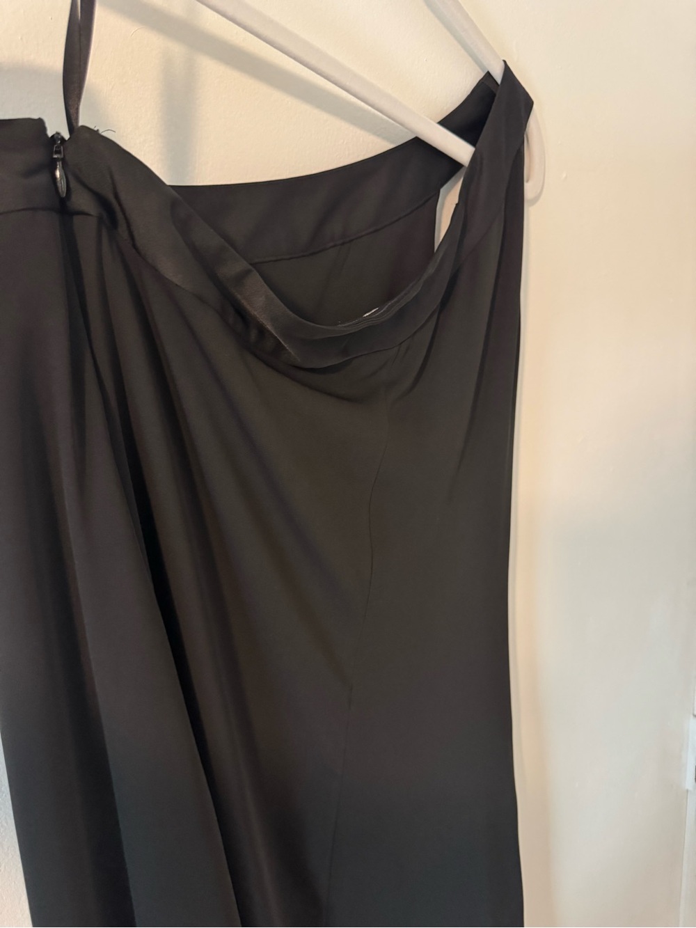White House Black Market Black One-Shoulder Asymmetric Cocktail Dress - Picture 6 of 7